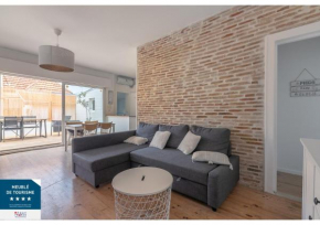 LA TCHACANDA : Appartement calme hyper centre avec terrasse. Plage à 50 m